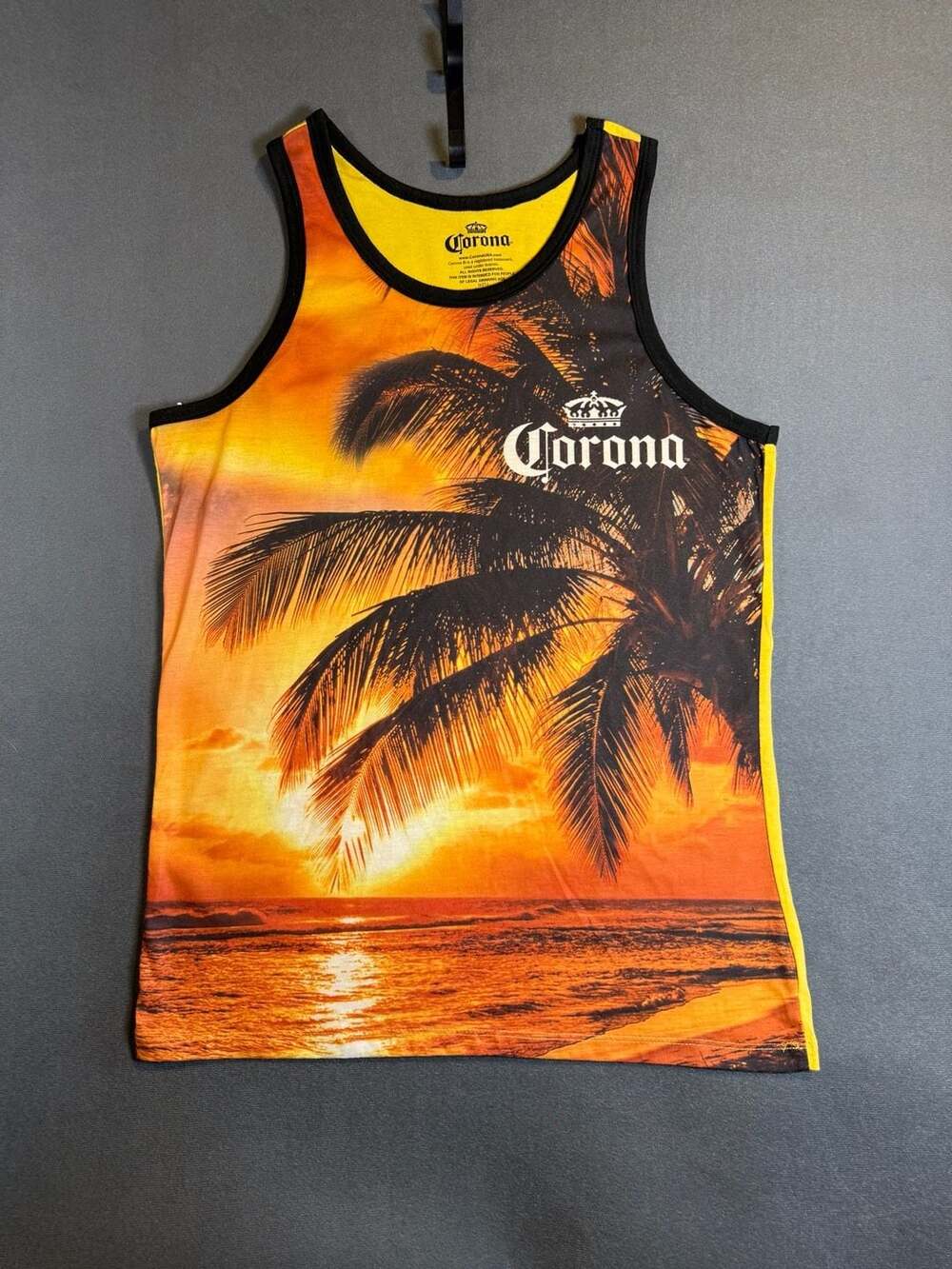 Corona Extra Sunset Beach Palm Tree Graphic Men's Tank Top Size Small
